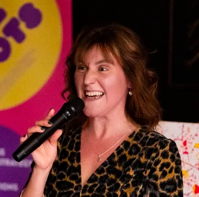 Angela Bray