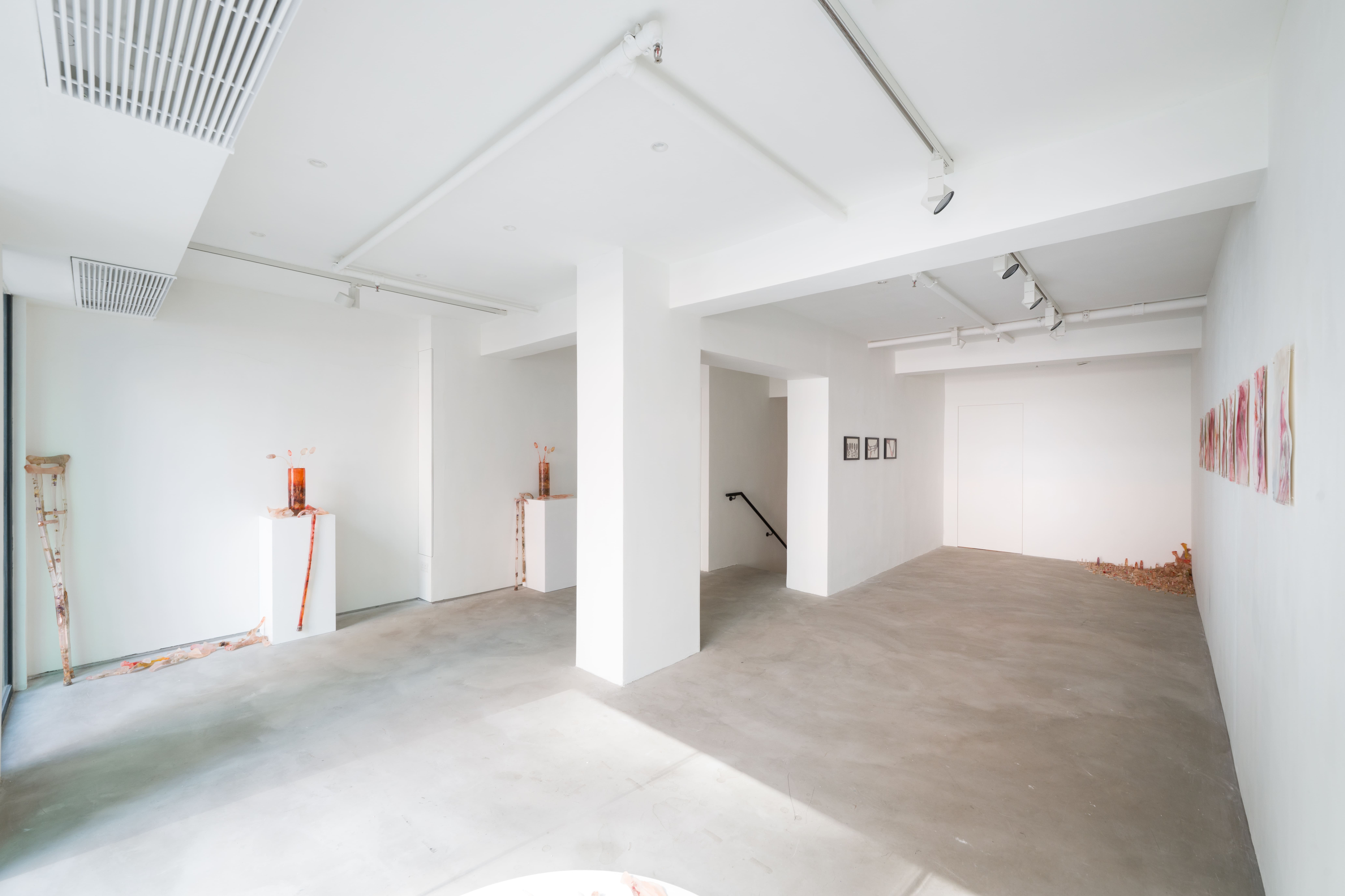 Галерея Double Q. Вигляд інсталяції. Фото: Нік Чу, 2025.