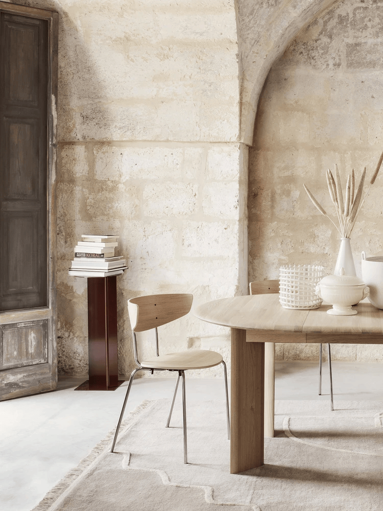 light wood interior design 