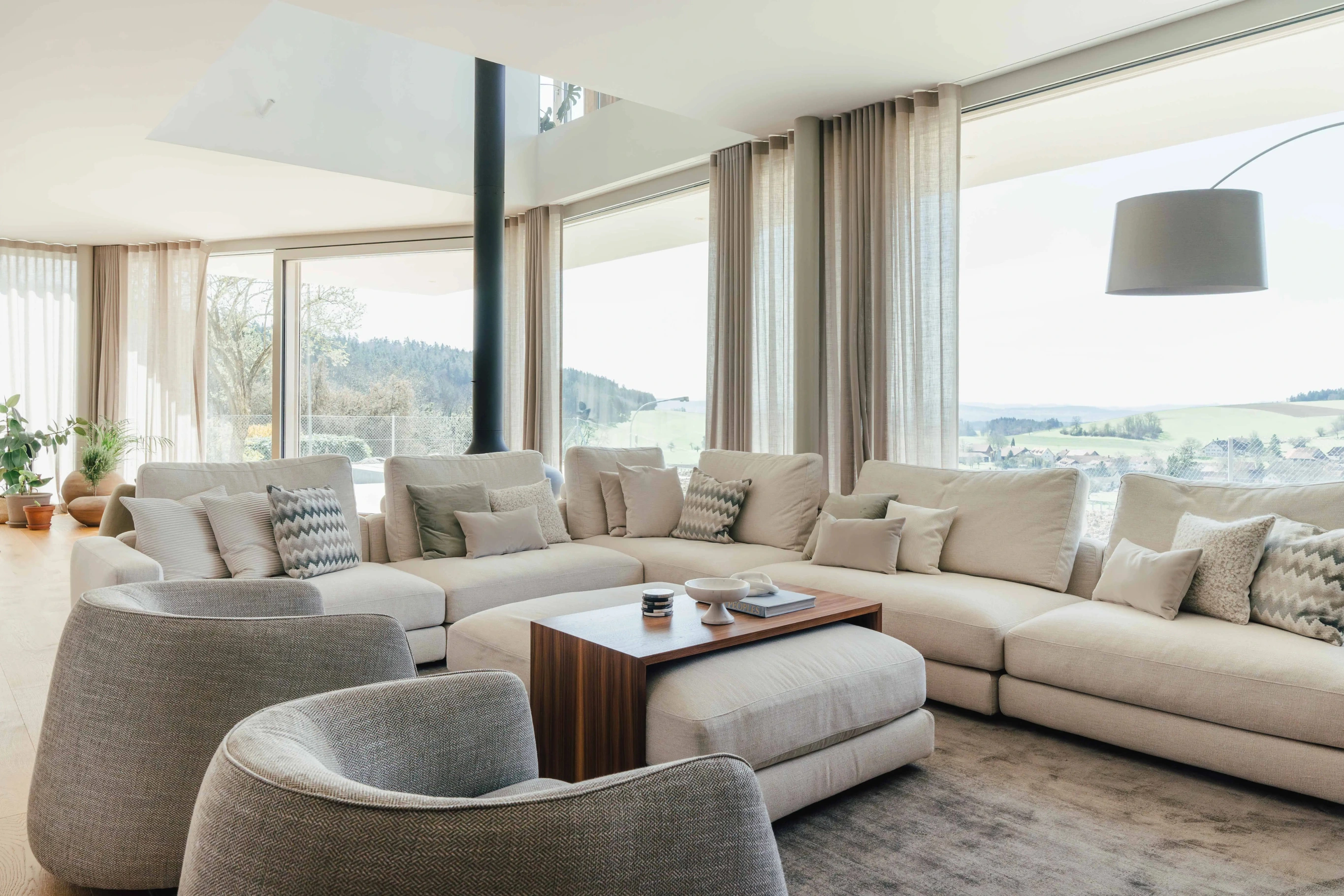 Minimal Modern | Upscale Interiors