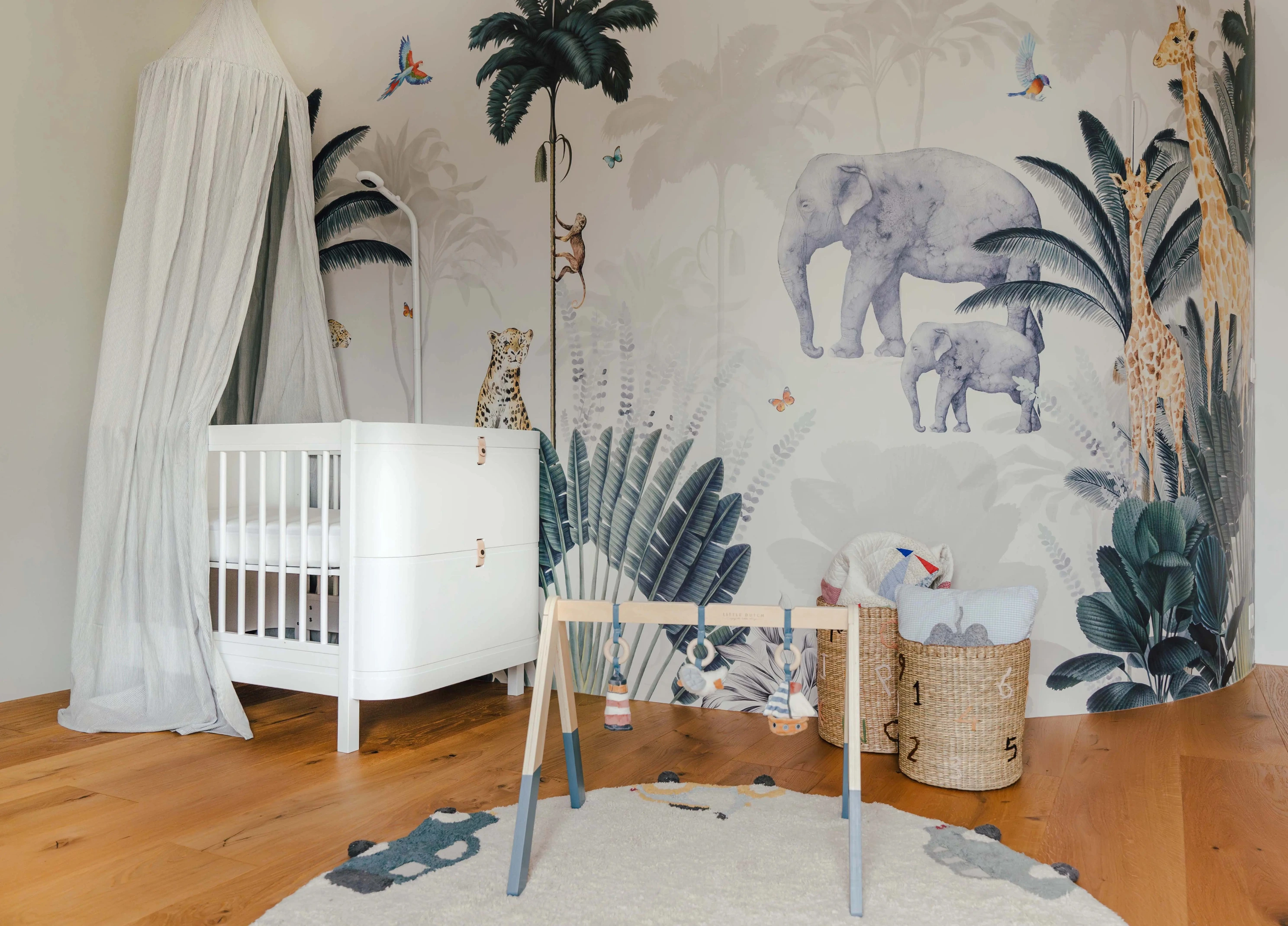 Minimal Modern | Upscale Interiors