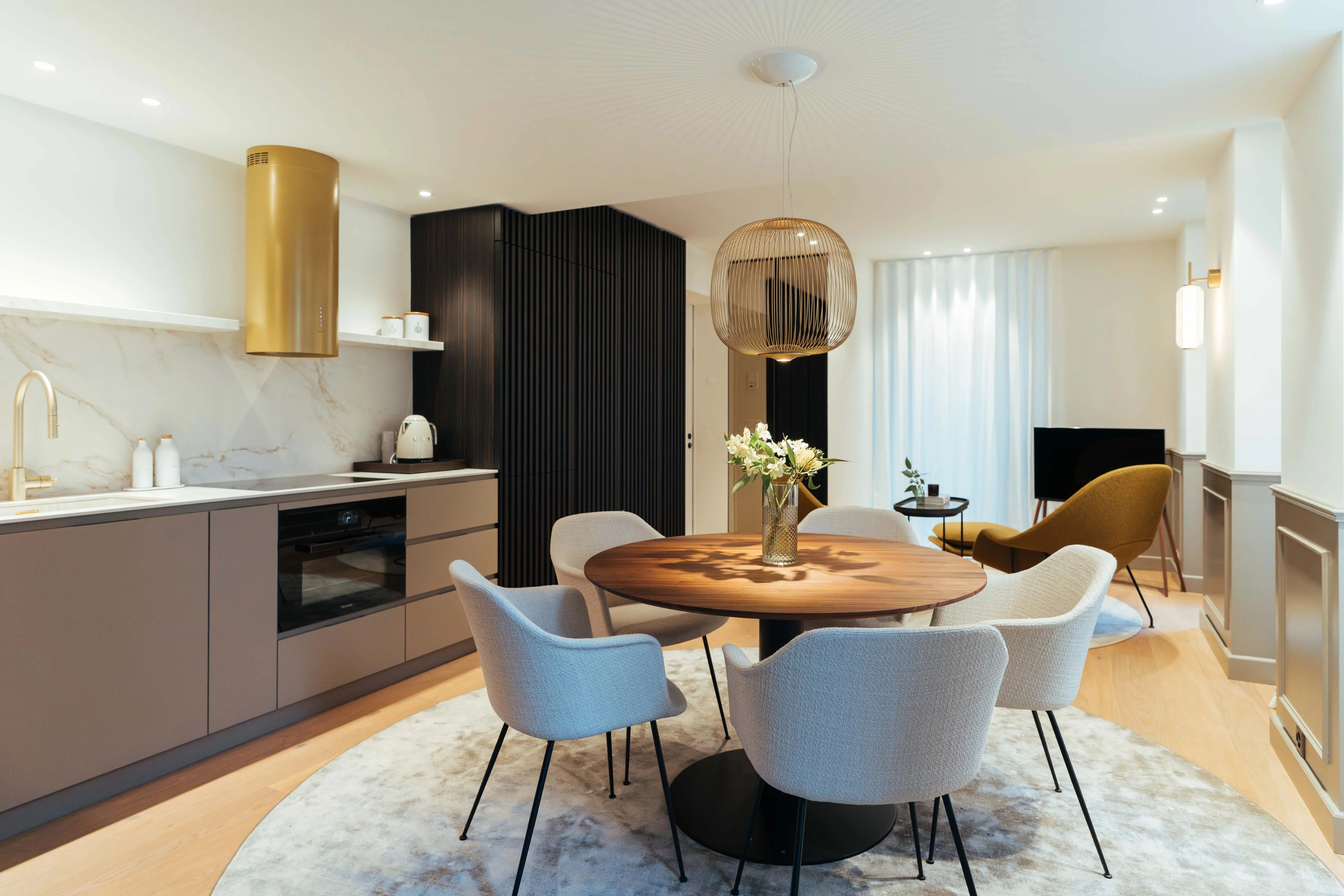 Glam Studio Apartment | Upscale Interiors
