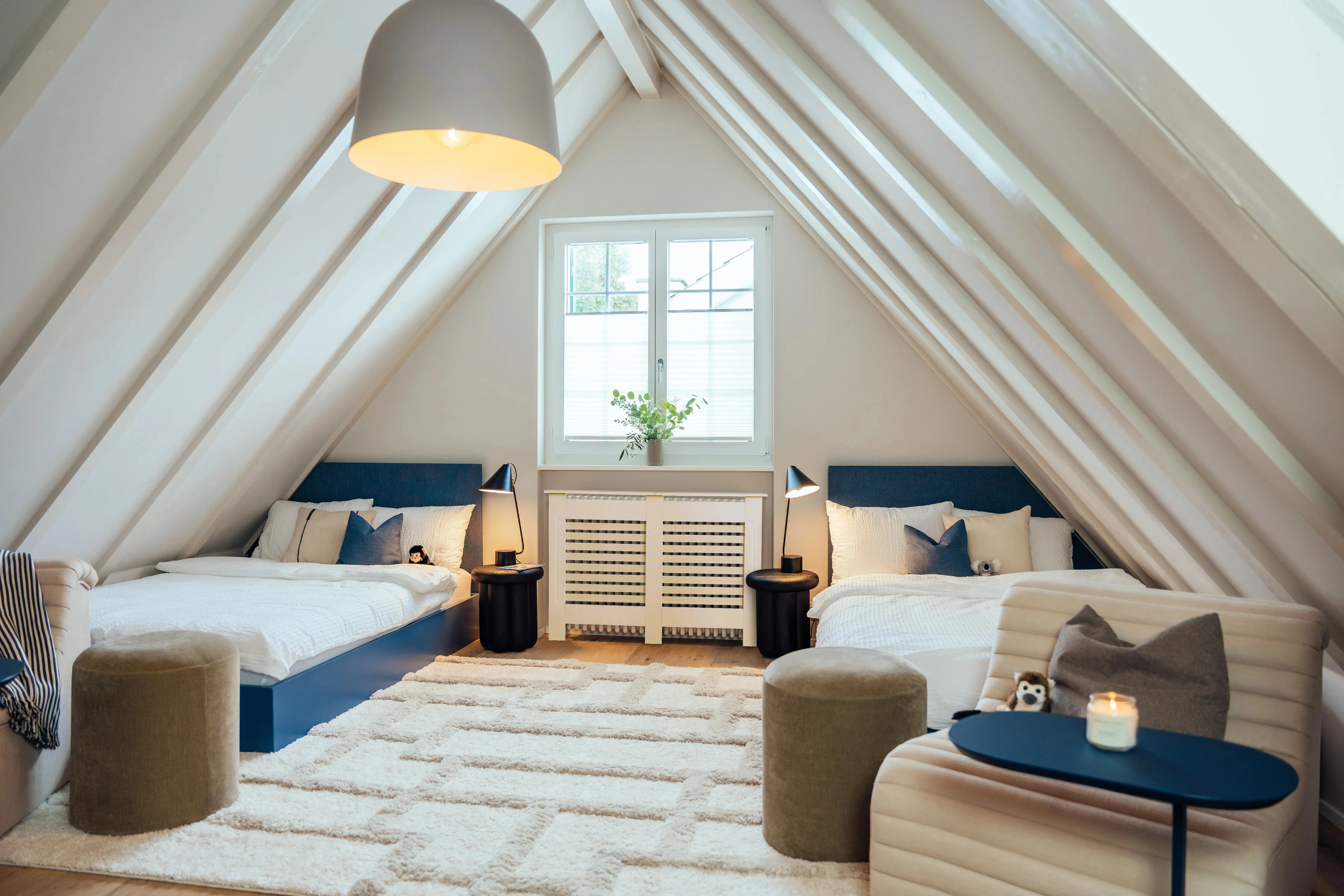 Transitional Holiday Home | Upscale Interiors