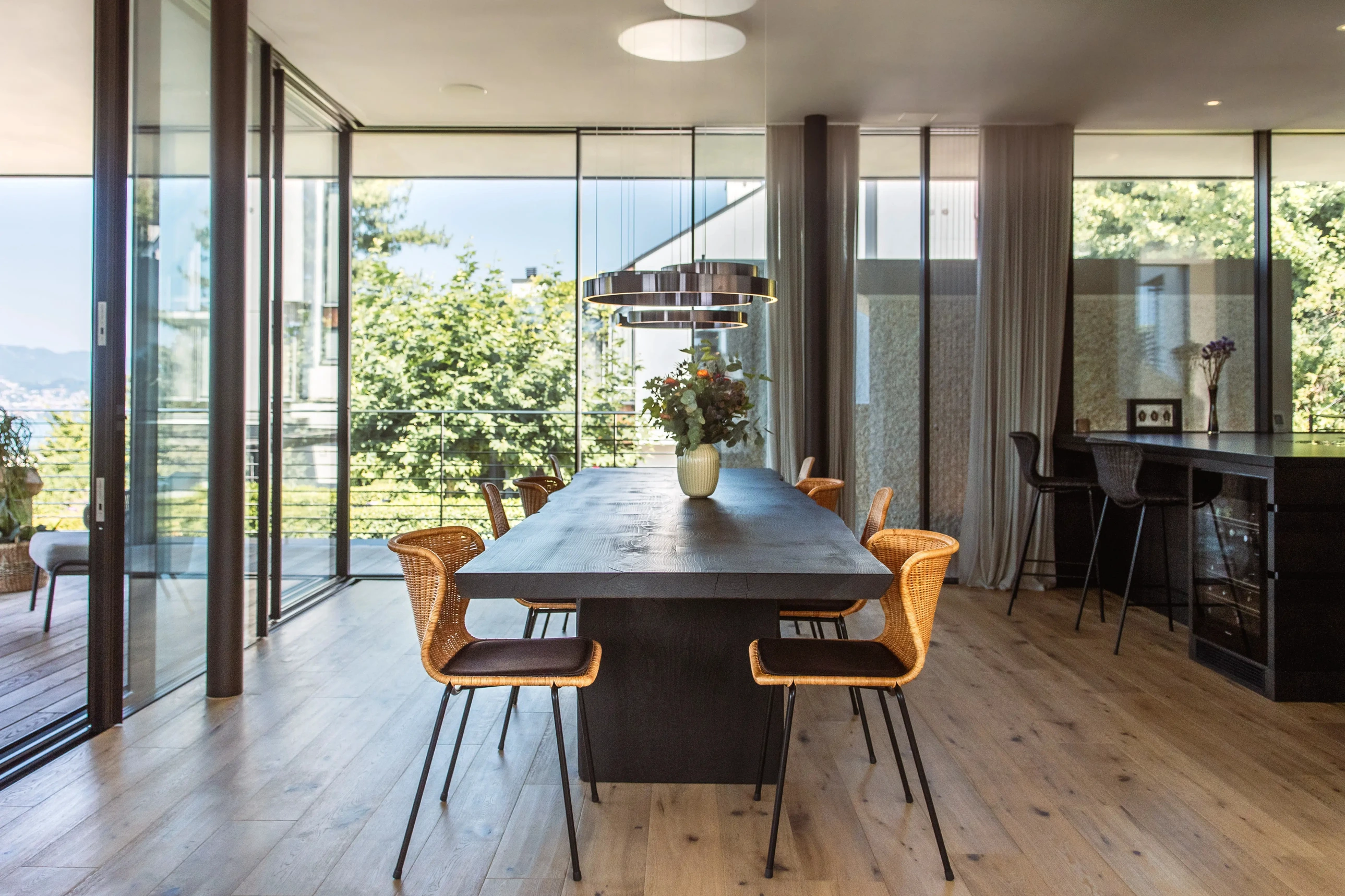 Contemporary Apartment | Upscale Interiors