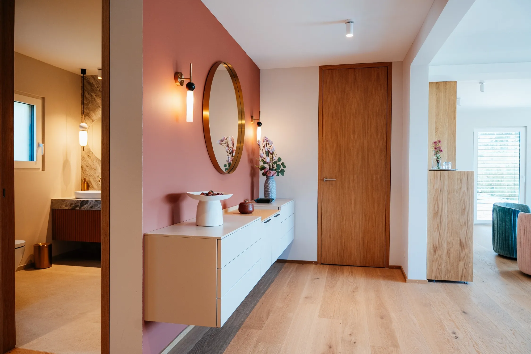 How Natural Light Changes Wall Colours | Upscale Interiors