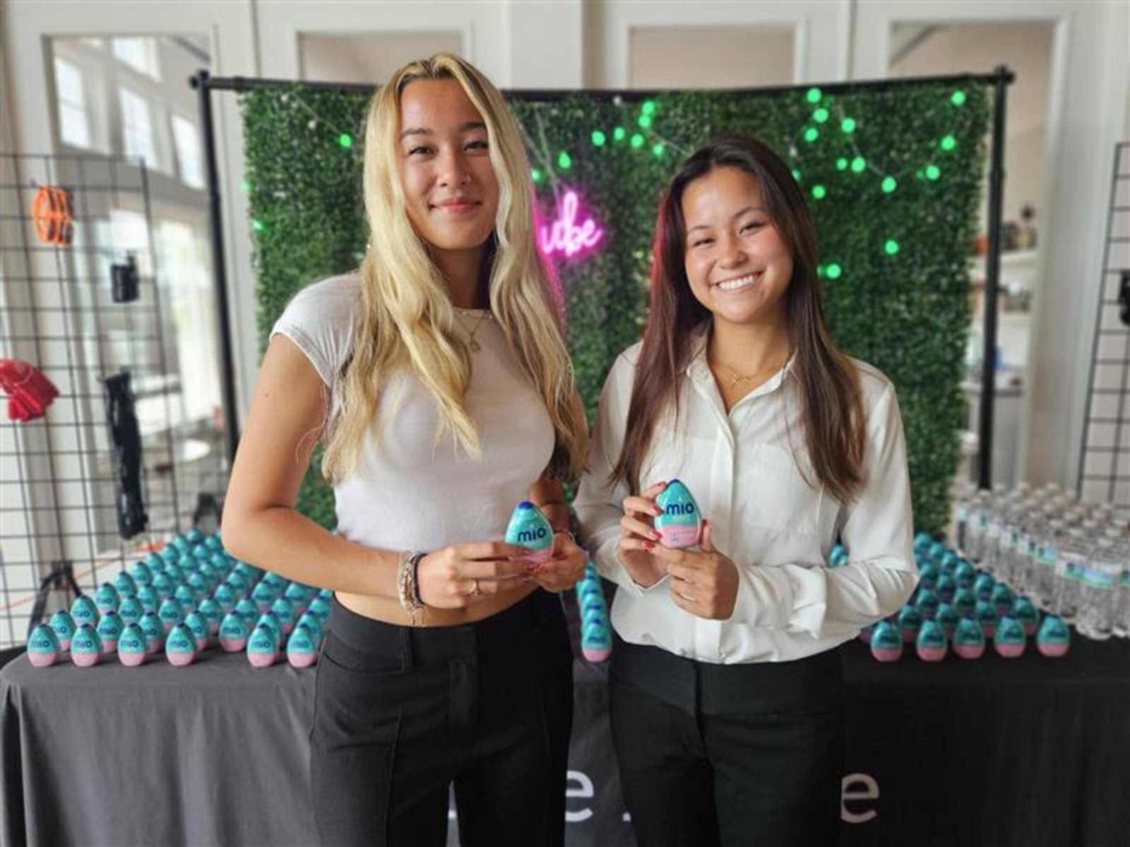 mio at Maple Ridge Townhomes