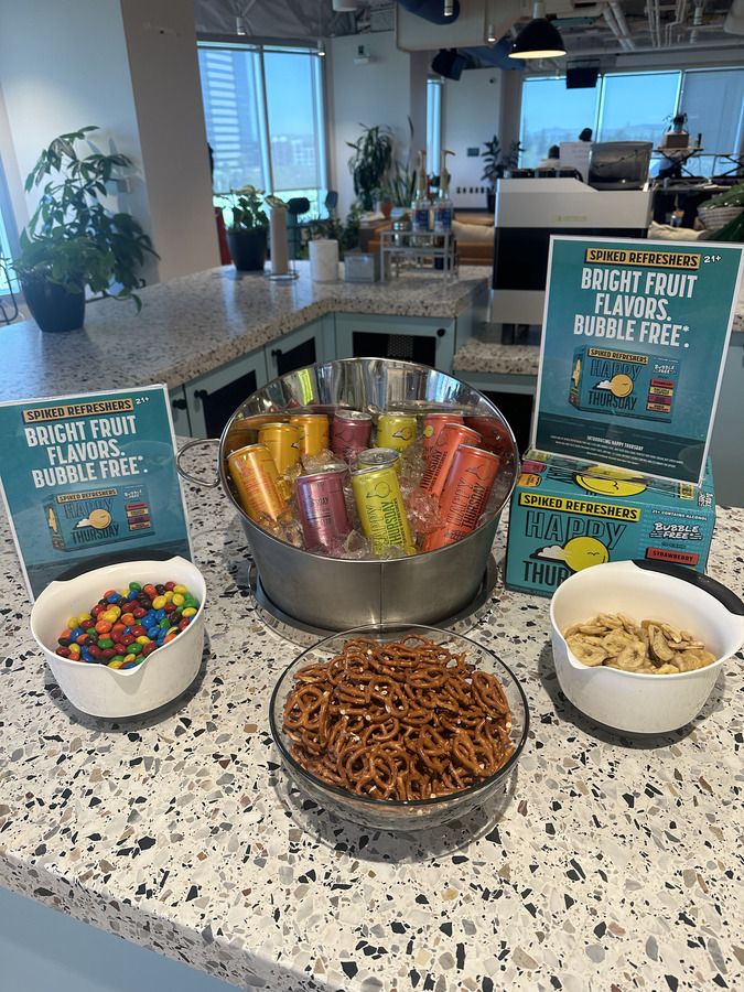 Happy Thursday at Riverpark Tower