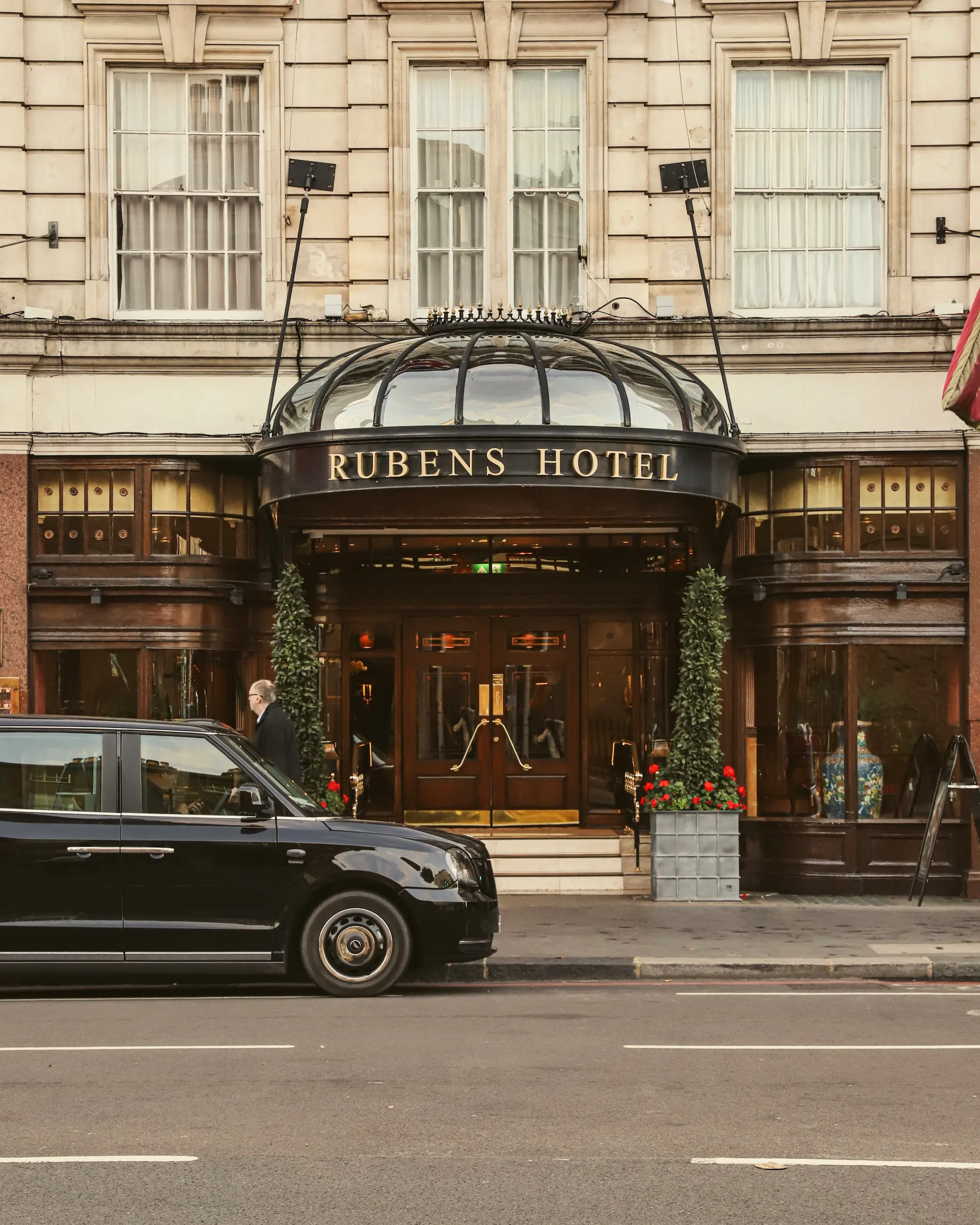 Road view from Rubens at the Palace opposite Buckingham Palace - boutique hotel London
