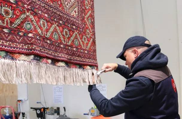 specialist tassle cleaning