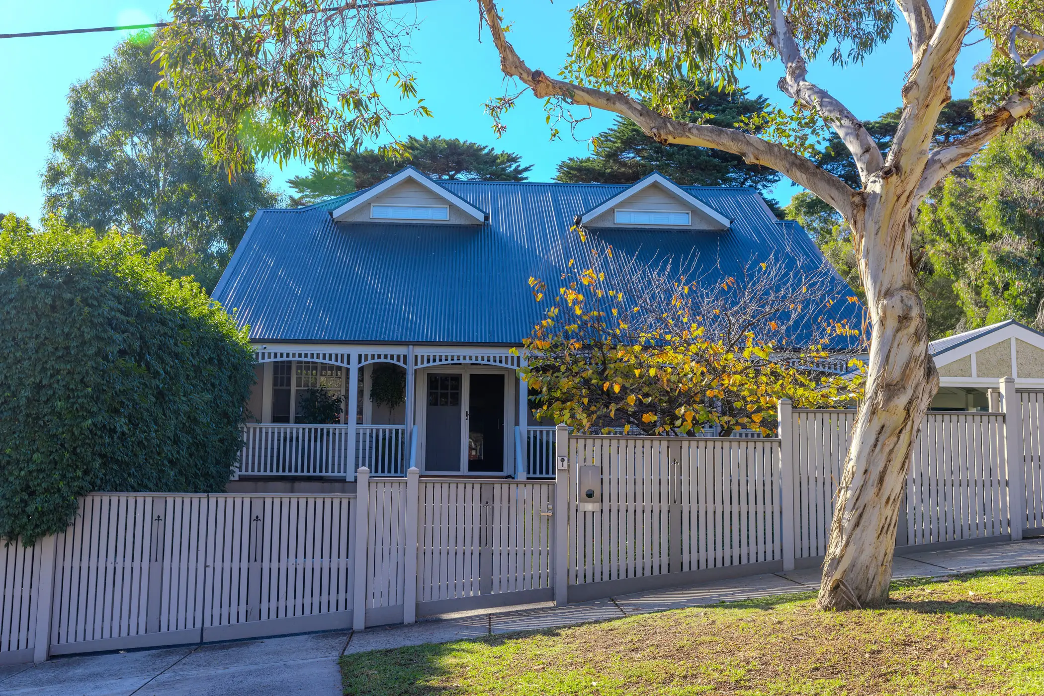 Federation cottage with a blue Colorbond roof in Newcastle
