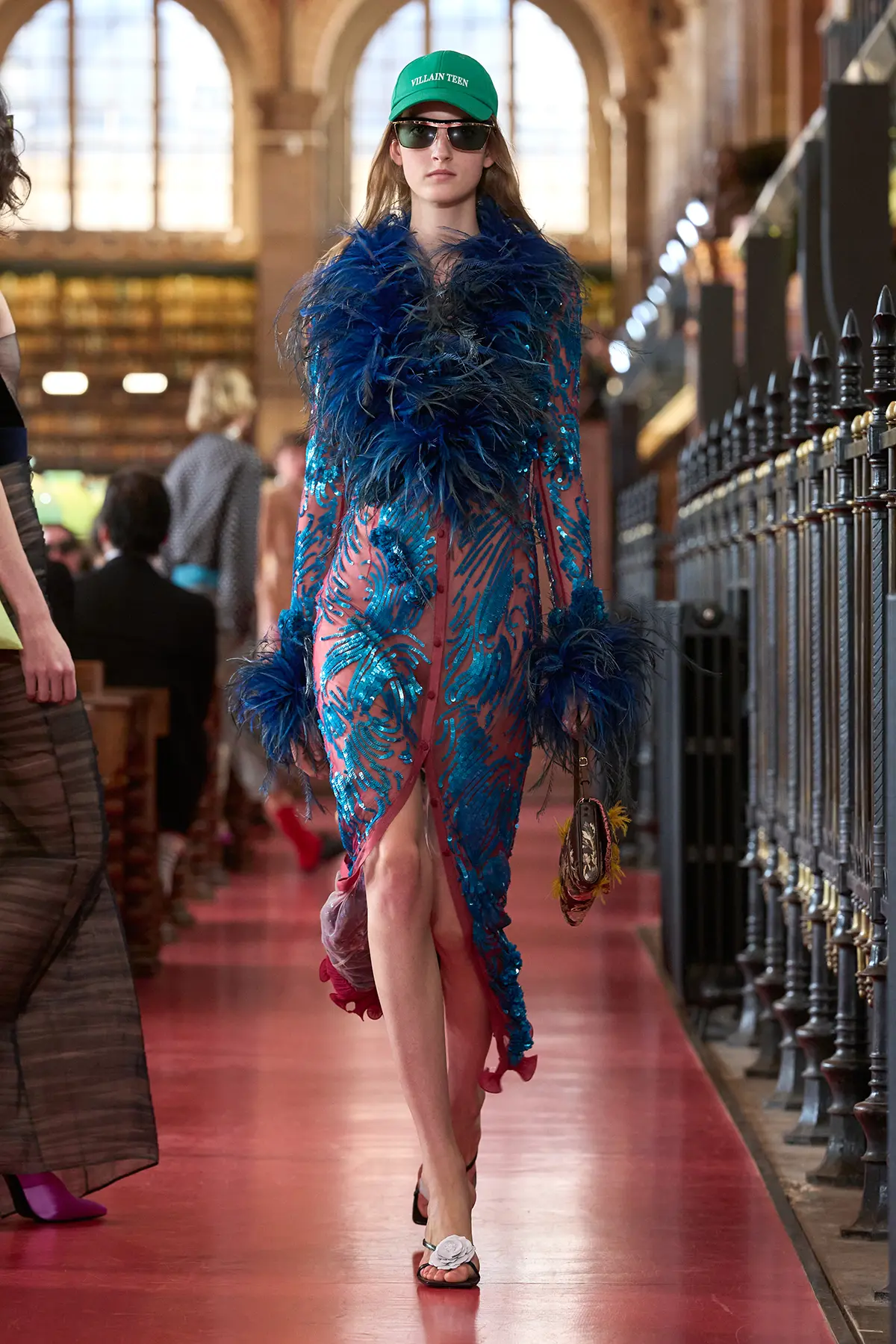 Intellectual Romanticism: Valentino's "Antibiblioteca" SS27 | 3oud.com