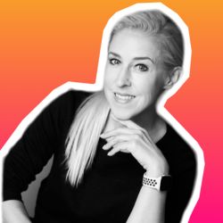 Micaela Eckermann ist Diplom-Werbetexterin und Website-Strategin für SEO und Website-Texte.