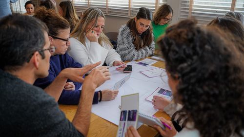 מרכז בלומברג סגול