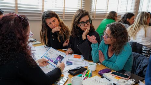 מרכז בלומברג סגול