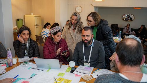 מרכז בלומברג סגול