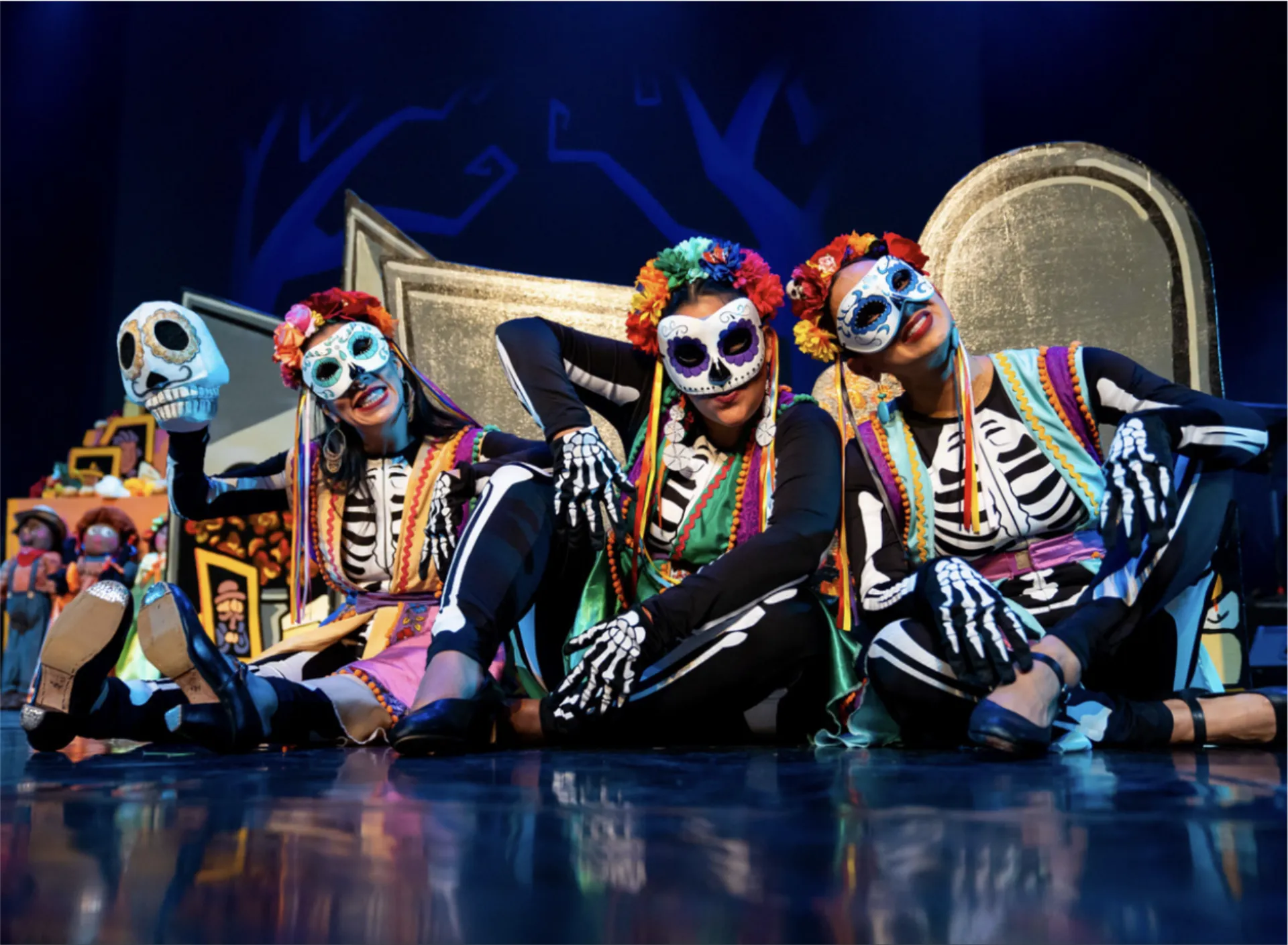 Dance and Sing with Sugar Skull!