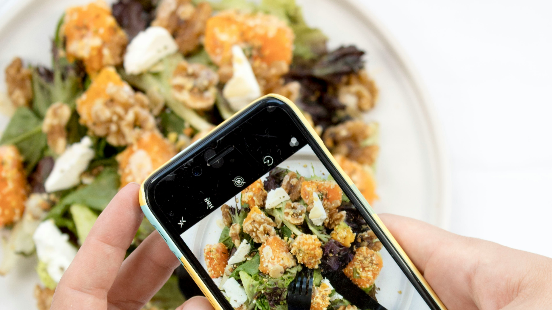 Social Media for Nutritionists: Build Trust and Get Clients