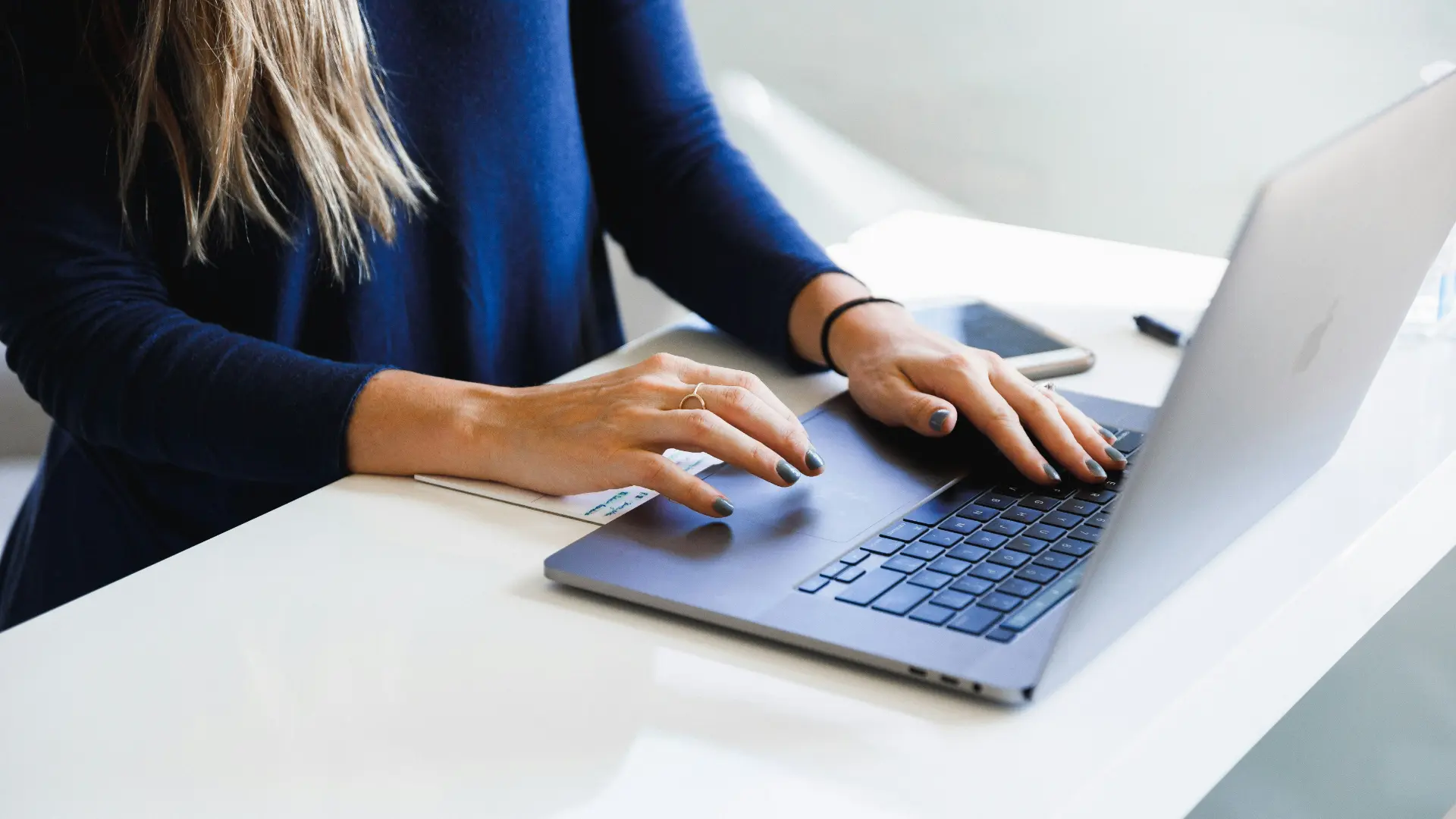 Career Coach: What Should a Career Coach Website Include