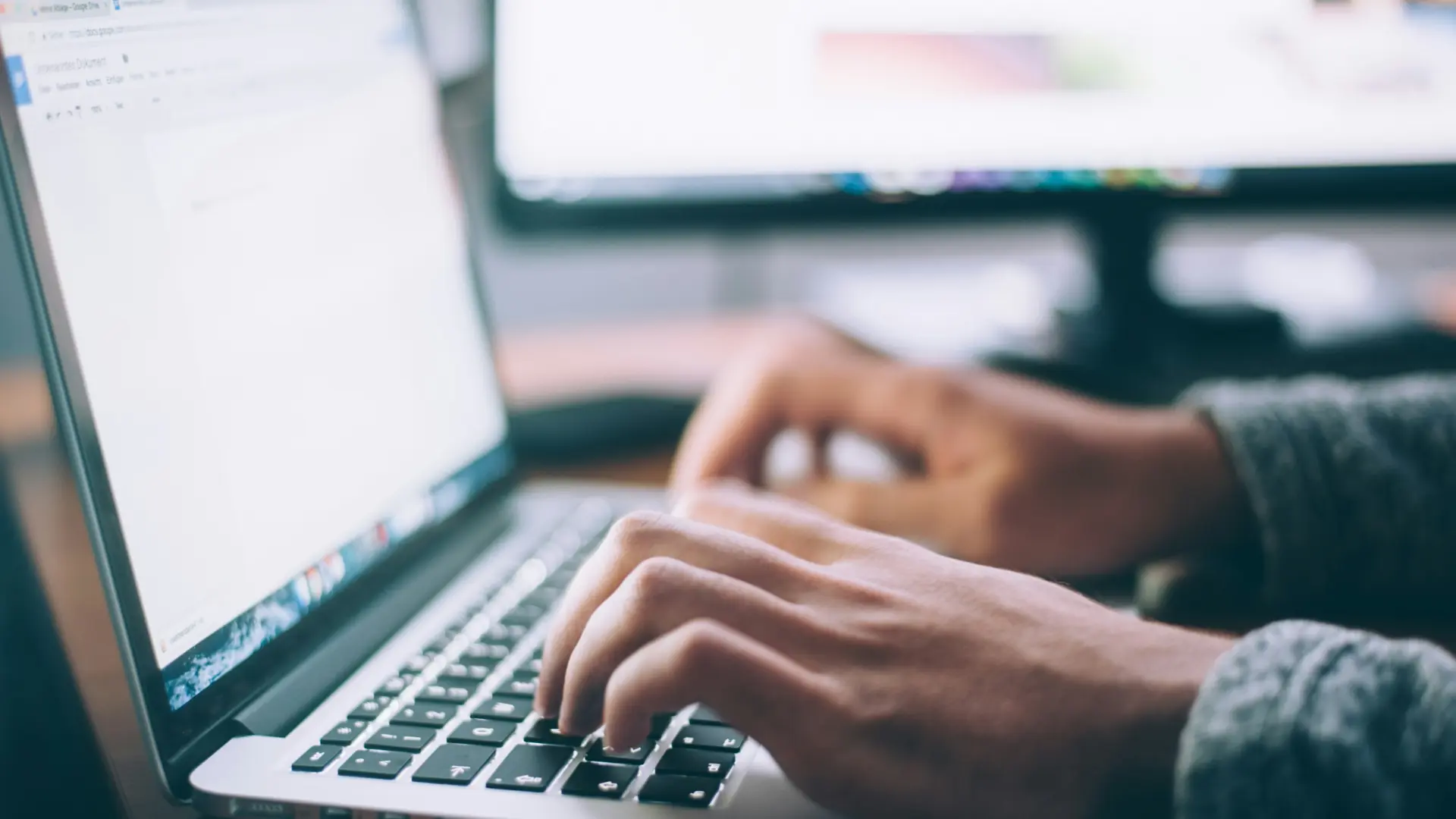 Handyman: What Should a Handyman Website Include