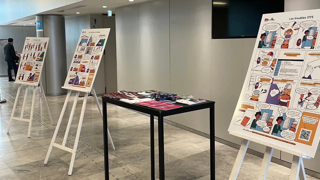 SNCF : Création de BD sur mesure. Petite Mu a créé des bandes dessinées personnalisées pour la SNCF.