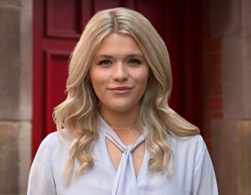 Ellie Crisp 