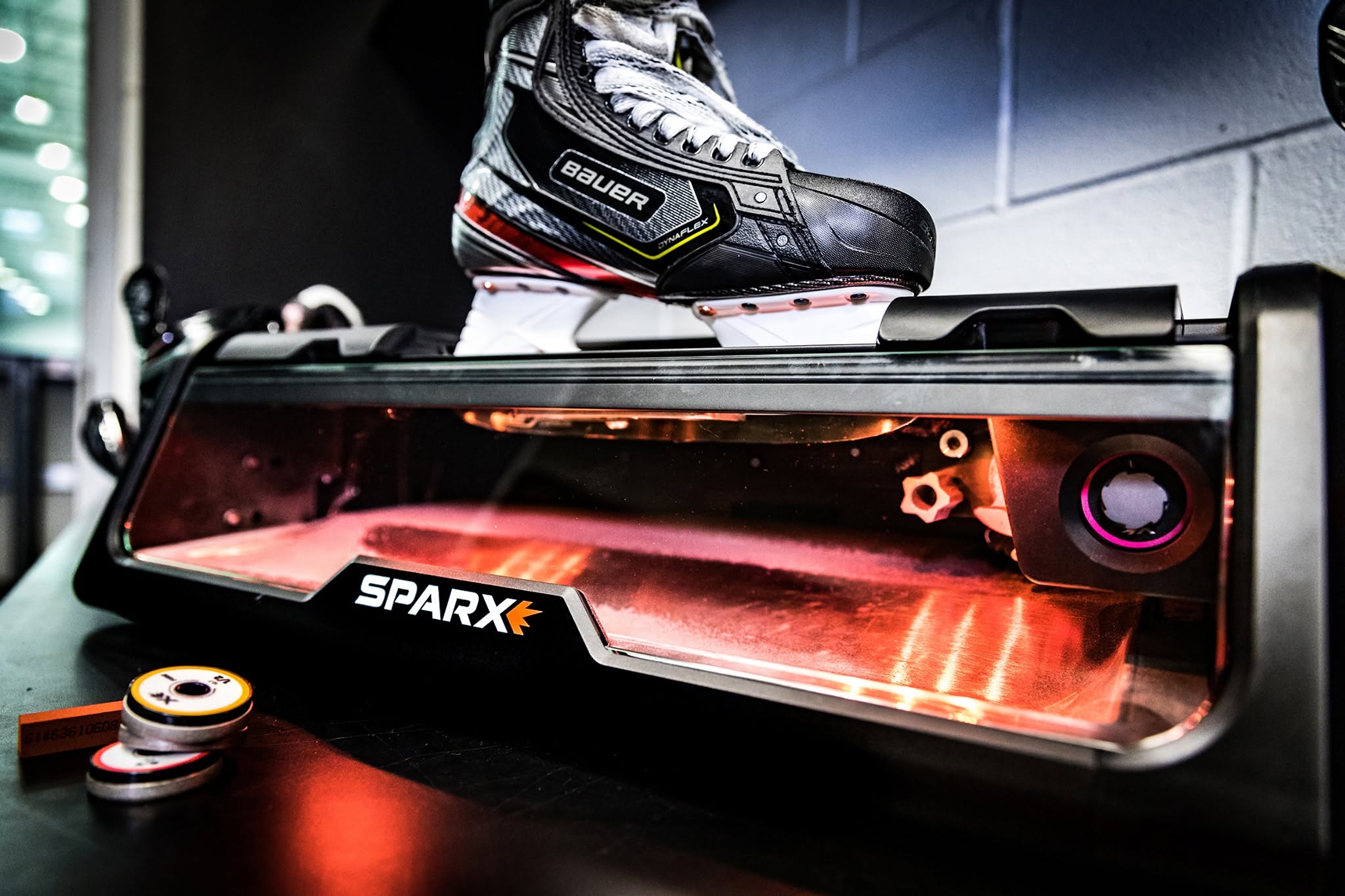 Hockey skate sharpening service in Reading Massachusetts
