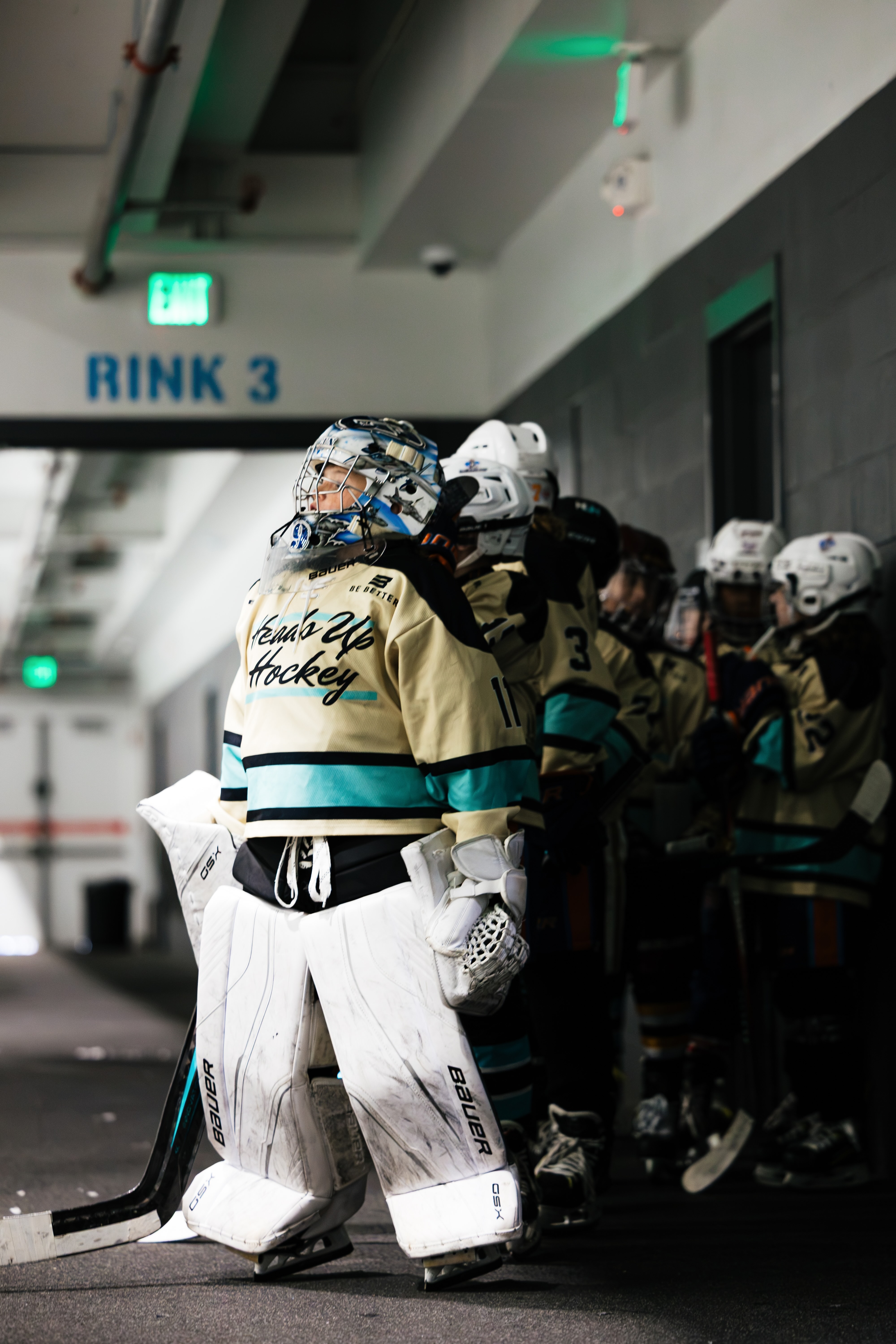 Heads Up Hockey skating and skill development