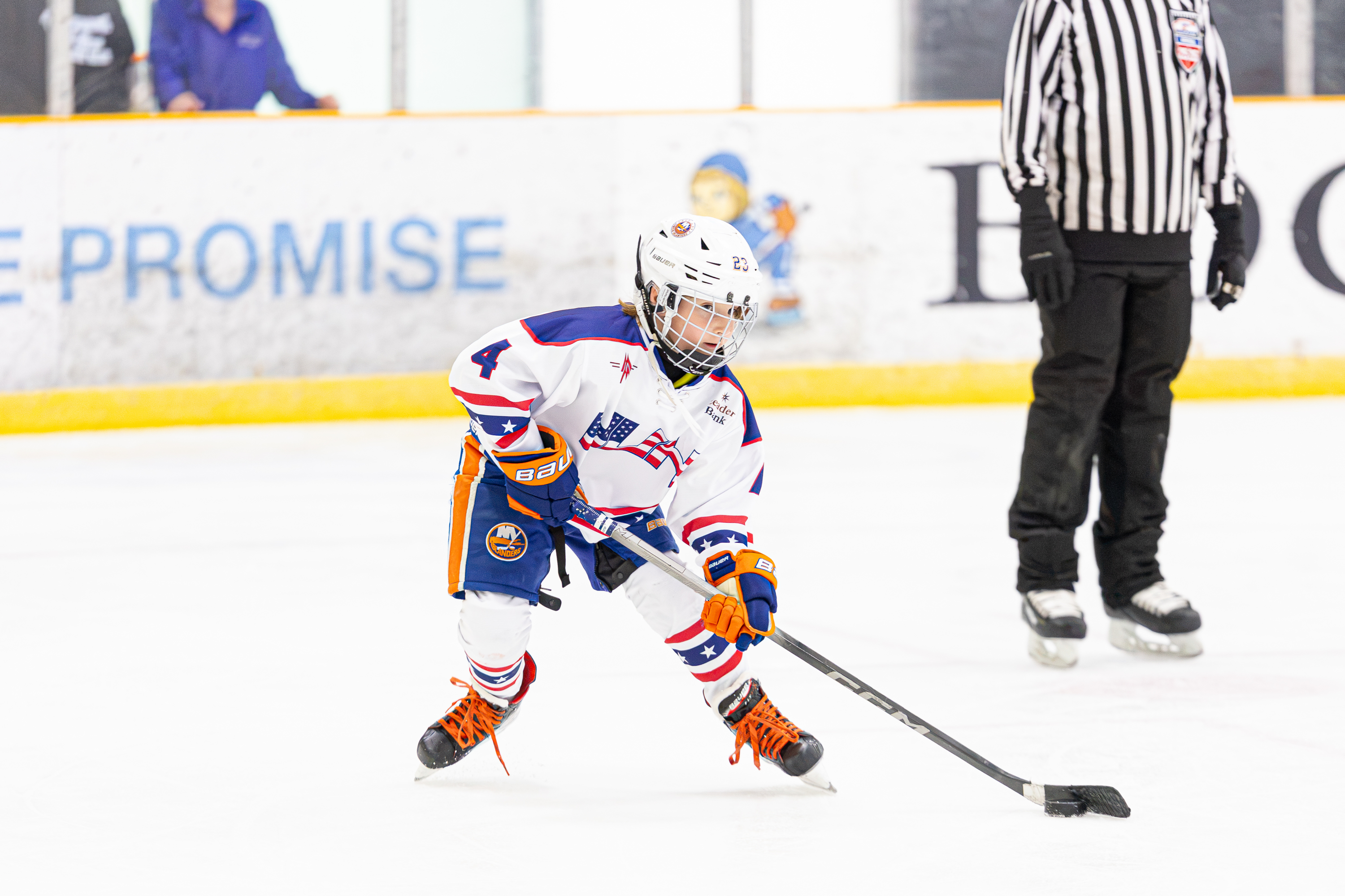 Competitive youth hockey development with Heads Up Hockey