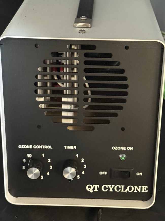 QT Cyclone ozone generator used in the original Hockey Detox setup