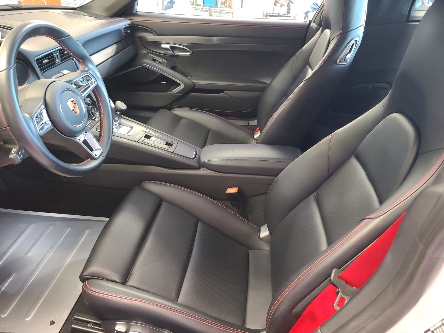 Porsche interior detailing work