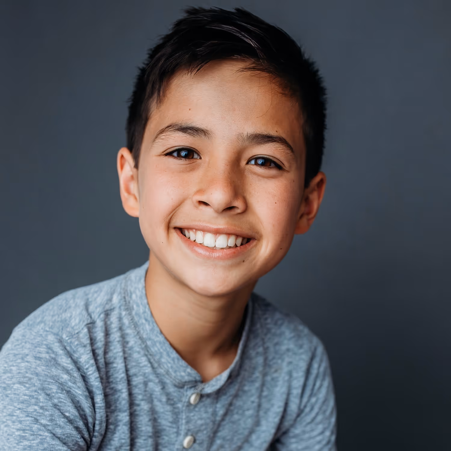 Elliot Angsurat