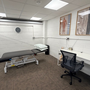 Central Somerset Physiotherapy in Bridgwater - interior treatment room Cartwright Mill Business Centre, Brue Avenue, Bridgwater, Somerset
