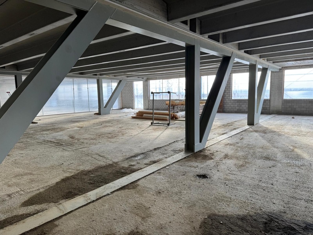 Innenliegende Windverbände