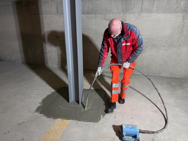 Beton verdichten / vibrieren