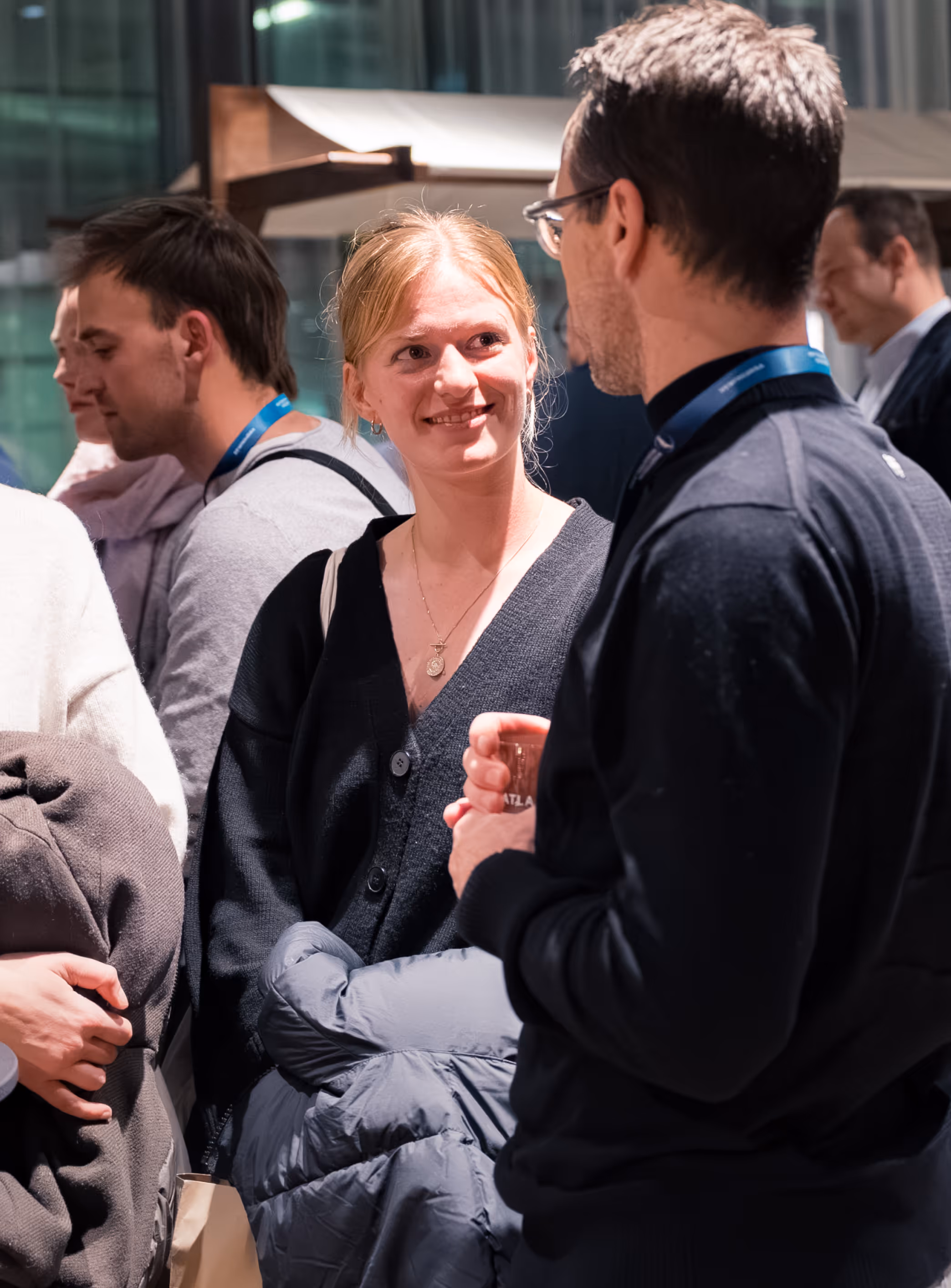 Die Referenten 2024 Posieren auf dem Knieforum Münsterland