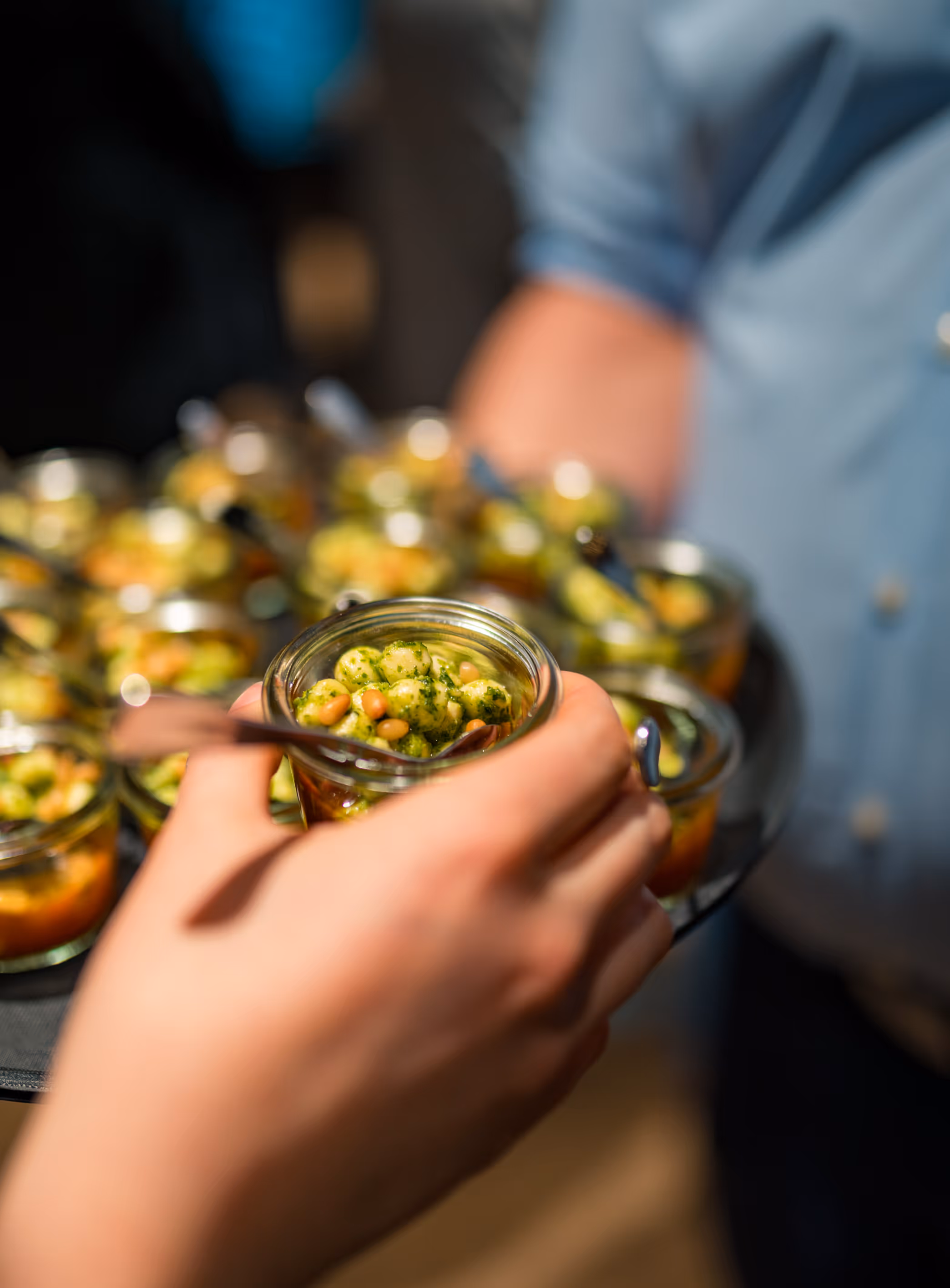 Die Referenten 2024 Posieren auf dem Knieforum Münsterland