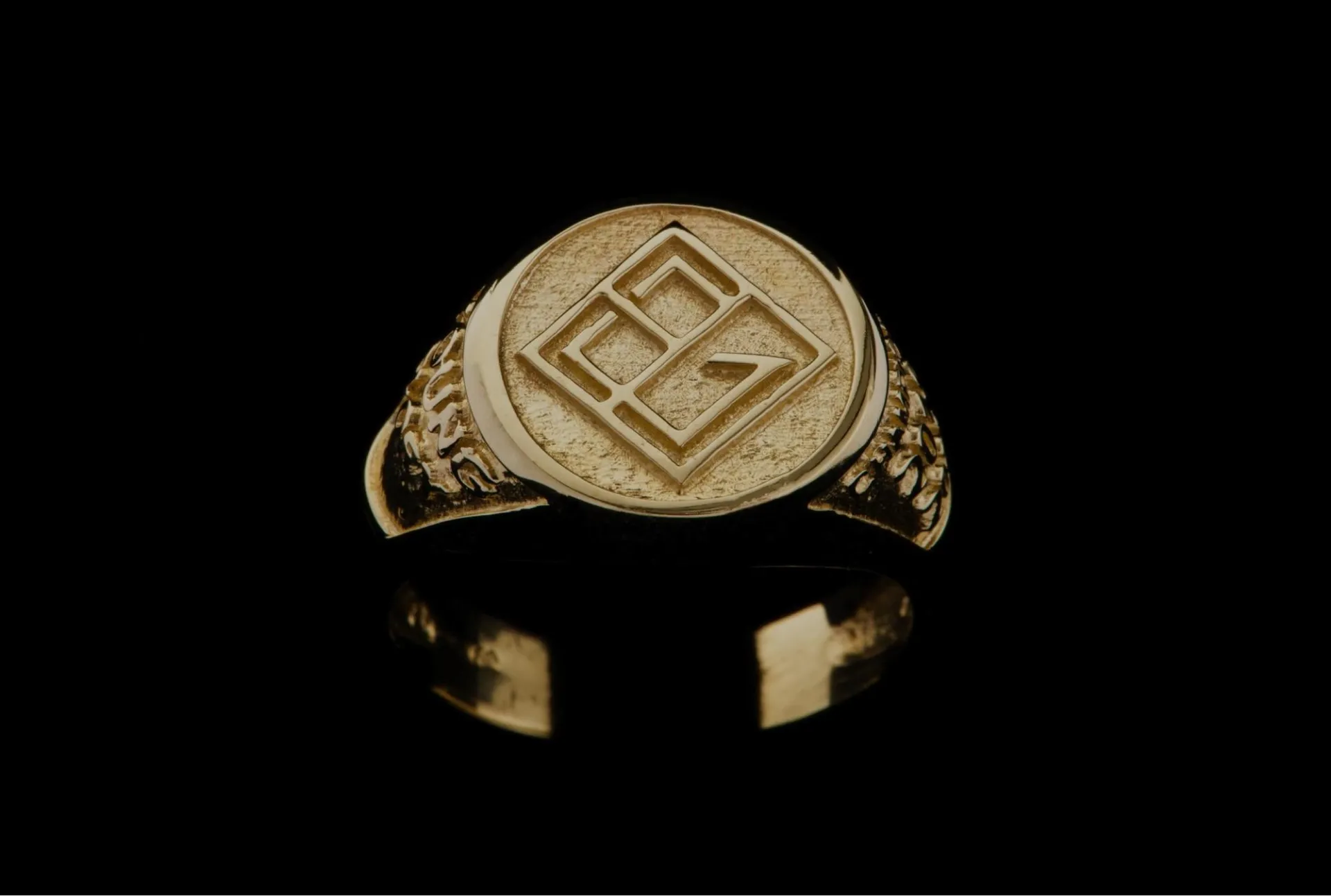 Young Glory Champion Ring