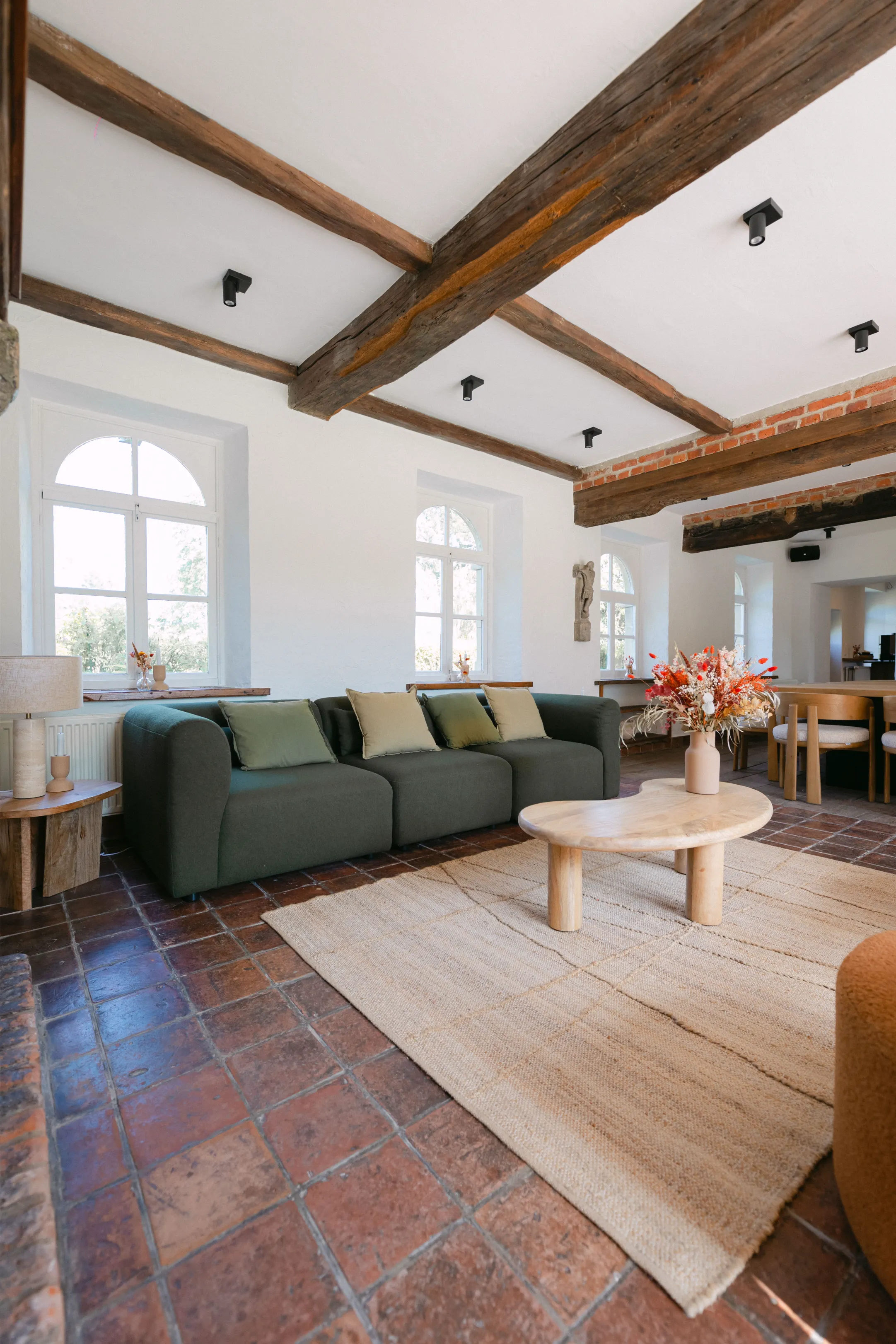 Espace convivial pour événements à la Maison du Sergent