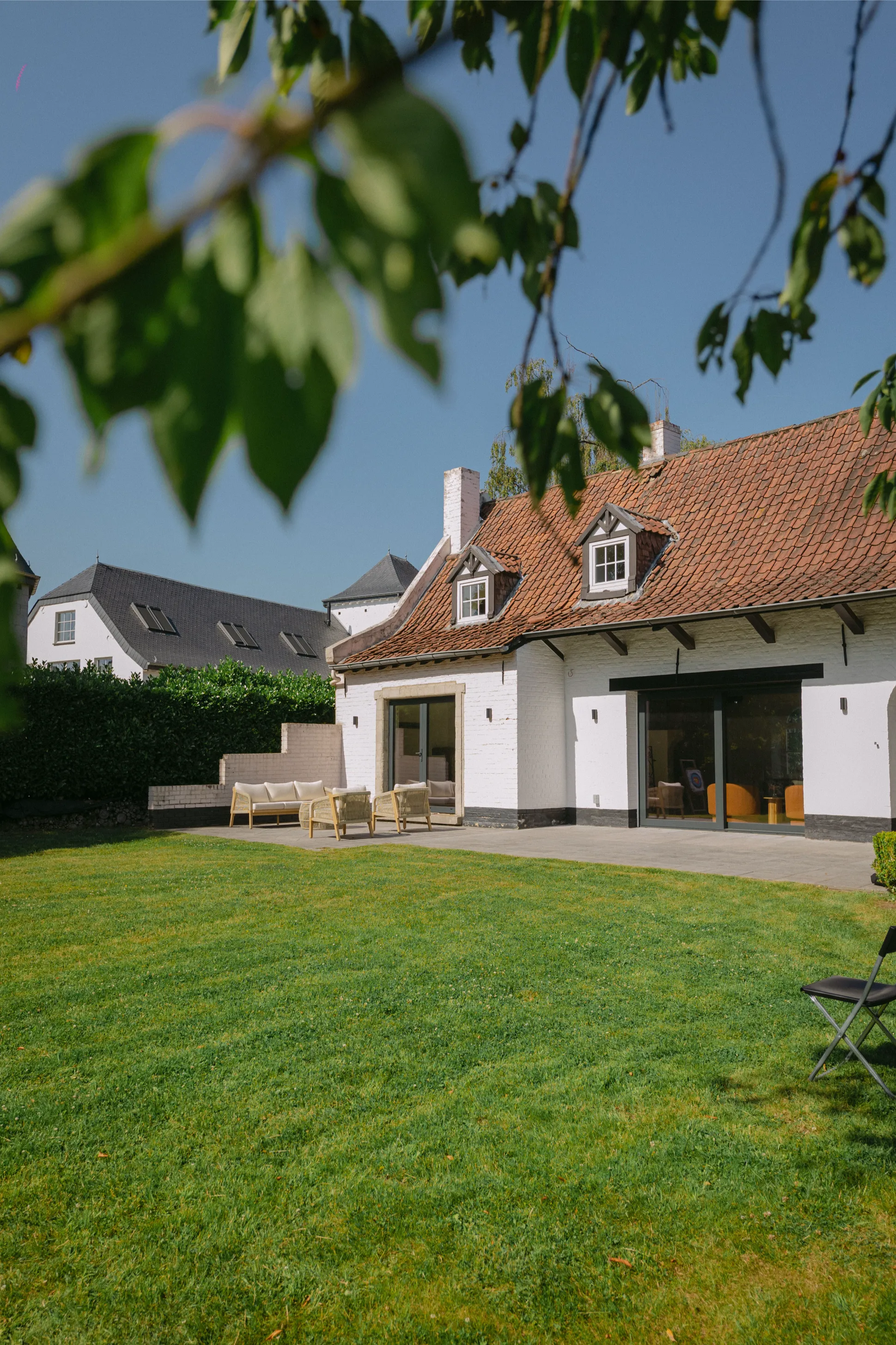 Jardin avec vue sur la vallée de la Maison du Sergent