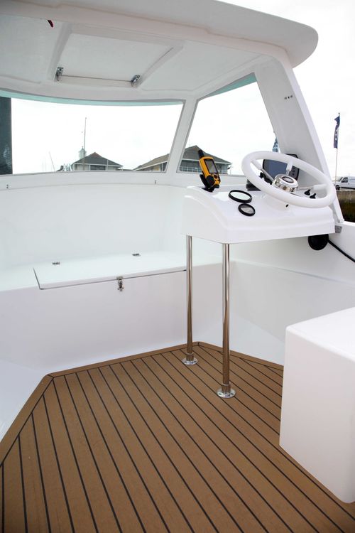 "Pilot 4" motor boat