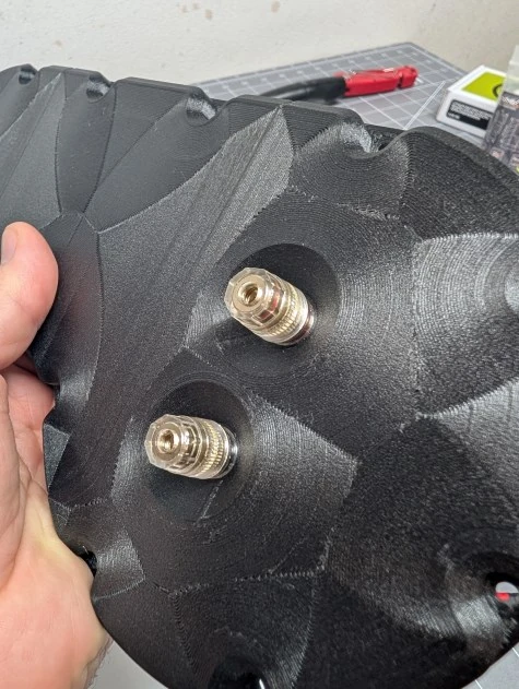 Step 19: Mount the passive crossover image 1