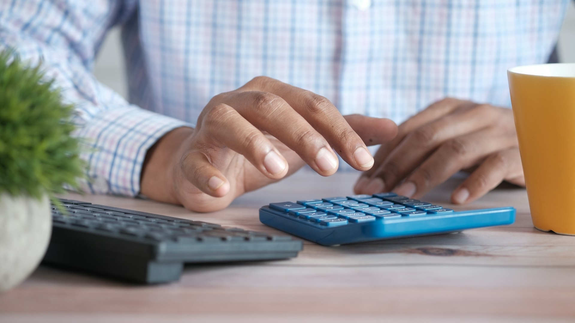 How HAL ERP Enhances Financial Control?