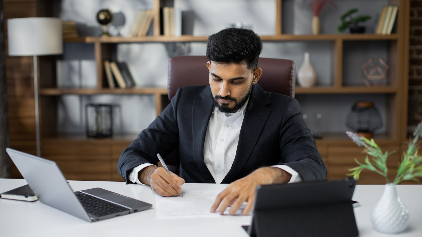 Why ERP-Based Asset Management Is the Smarter Choice 