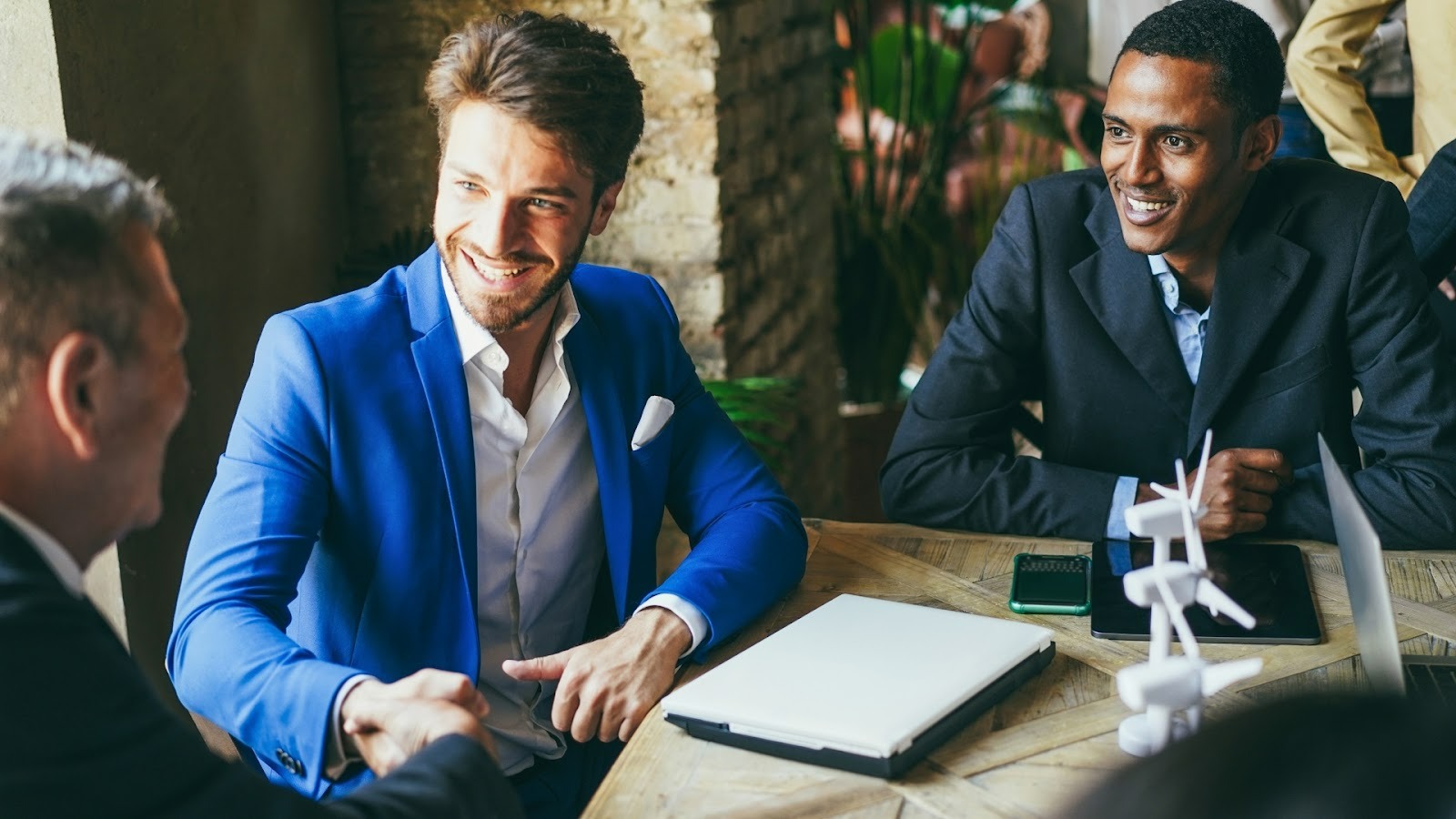 What are the components of Field Service Management?