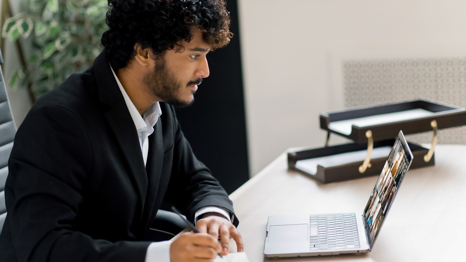 What is a Tax Invoice Under Saudi Law?