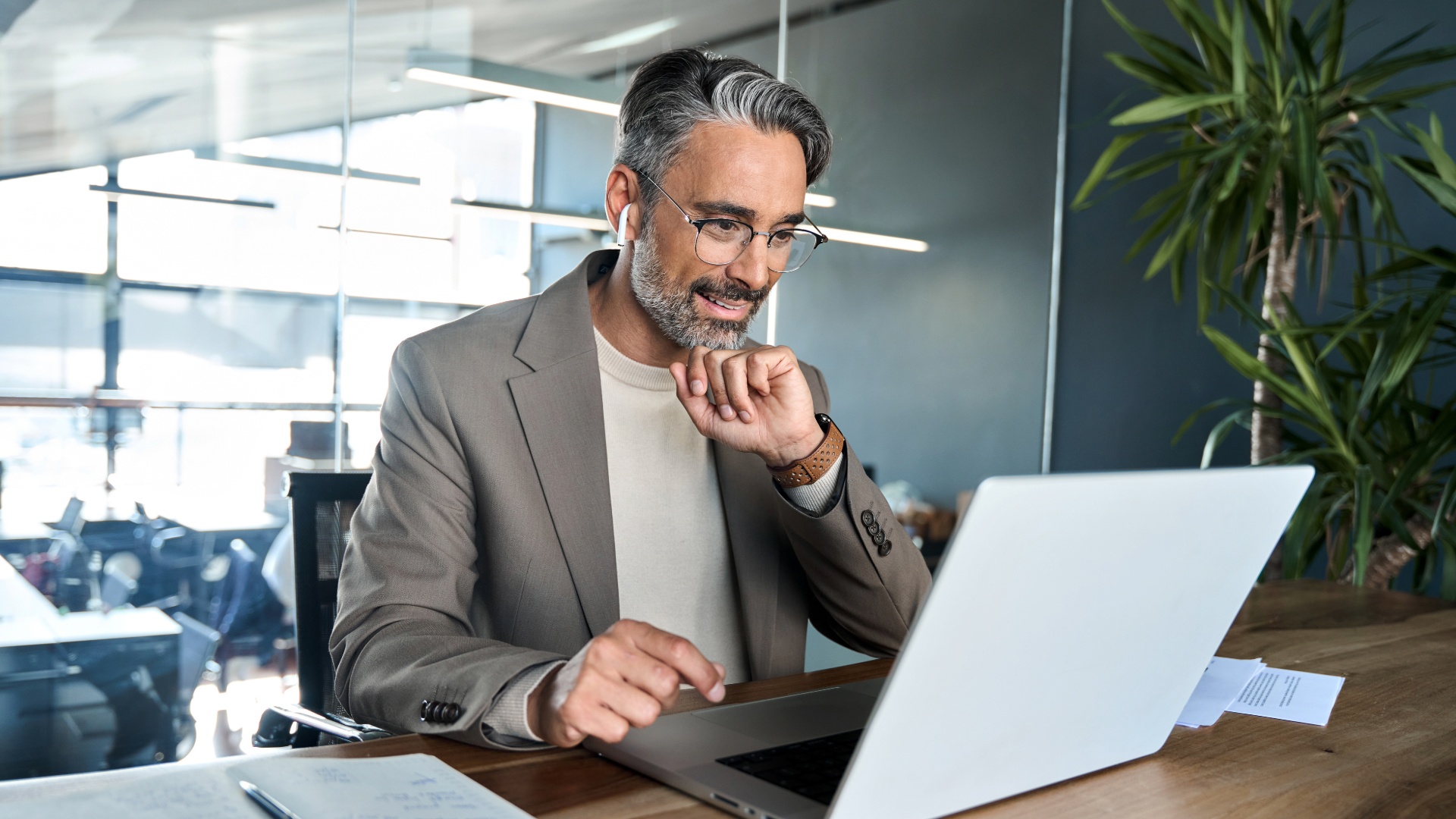 تخطيط الإنتاج: الأنواع، الاستراتيجيات، وفوائد الأعمال