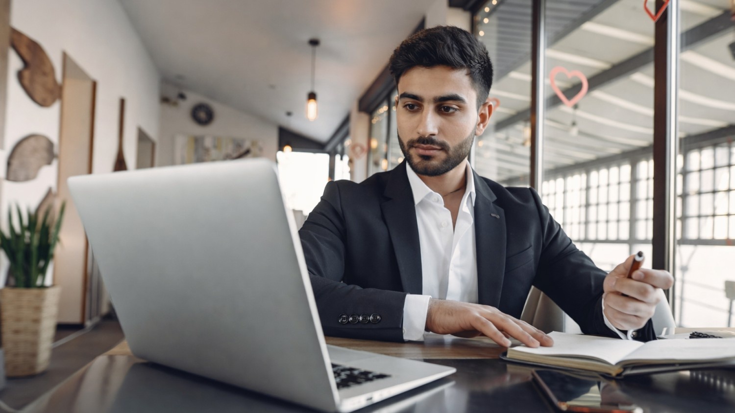 نظرة عامة على وحدة المبيعات والتوزيع في نظام تخطيط موارد المؤسسات (ERP) لعام 2026
