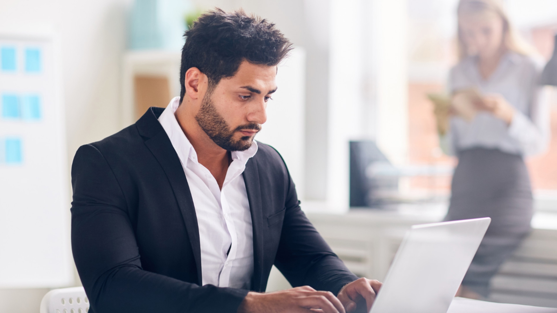 أفضل 8 أنظمة تخطيط موارد المؤسسات (ERP) لتوزيع المنتجات في المملكة العربية السعودية لعام 2026