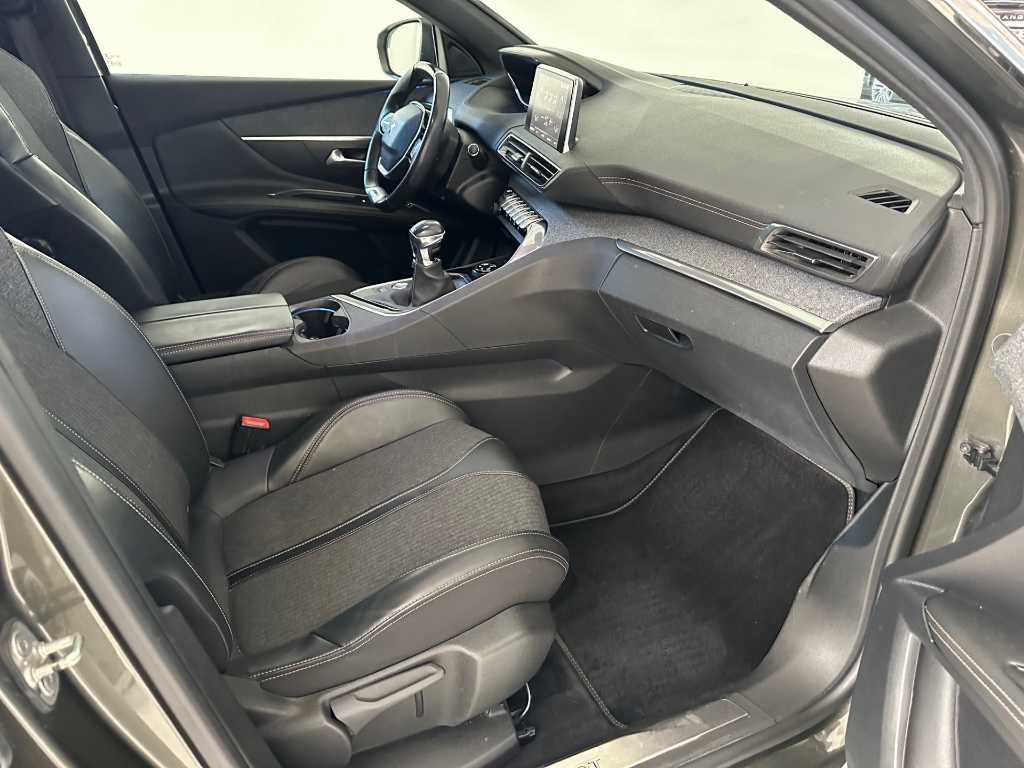Peugeot 3008 GT Line, habitacle