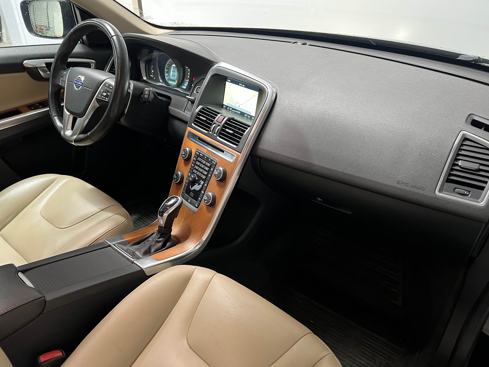 Volvo XC60 Summum, planche de bord